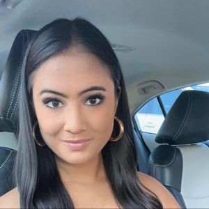 Meet your Posher, Katelyn